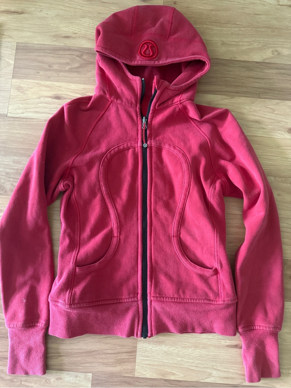 lululemon athletica Red Scuba Size 8